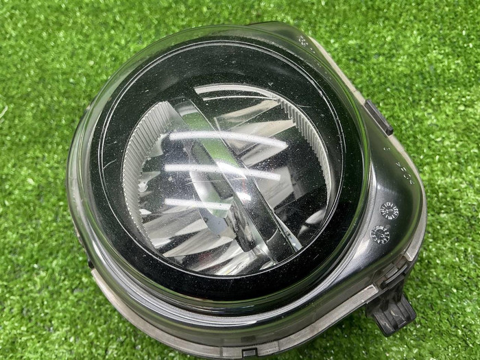ПТФ левая BMW 5er F10 F11 (2013-2017) LED