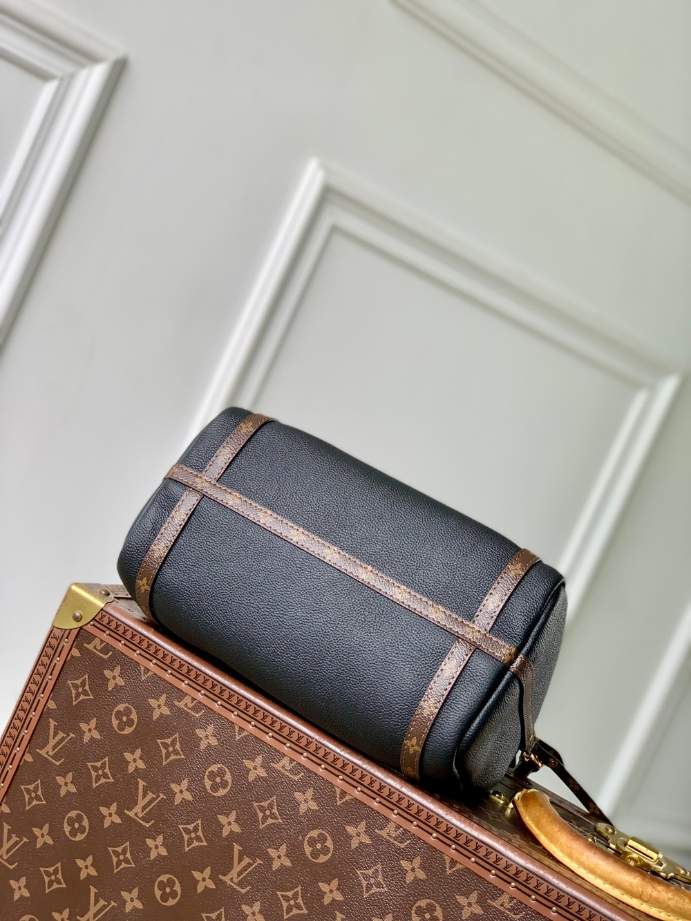 Louis Vuitton Express PM