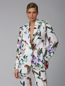 Белый пижамный костюм