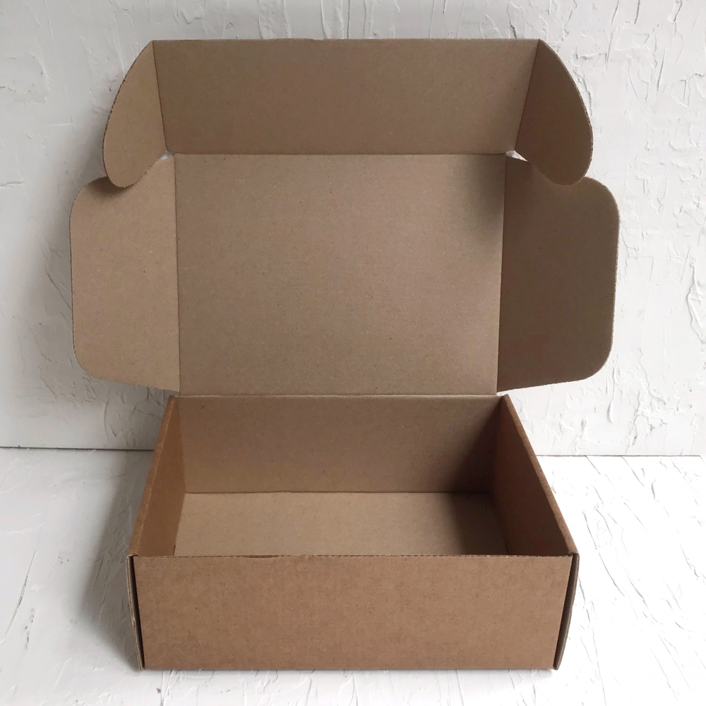 Коробка 22 х 16 х 8 см, бурая