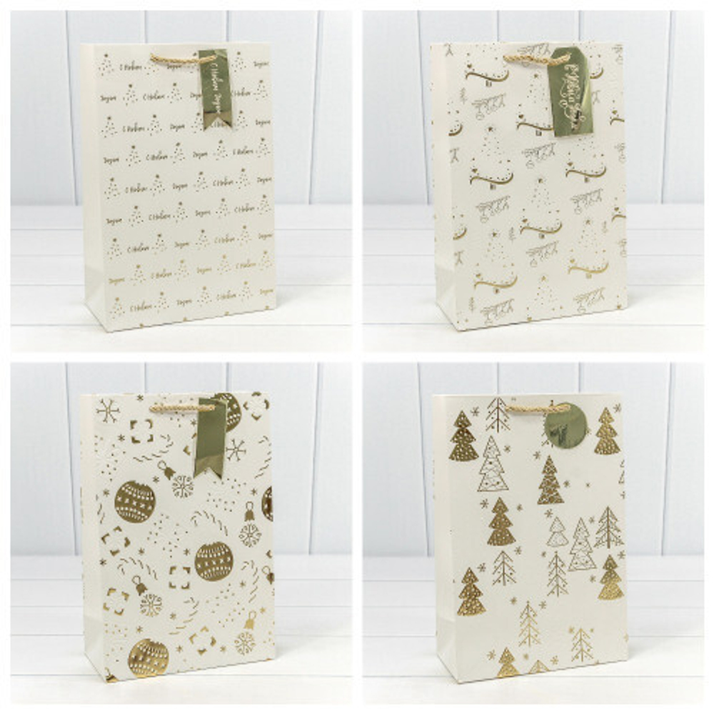 Пакет подарочный 20 х 30 х 10 см Набор 4 шт "Новый год" с тиснением (Белый)