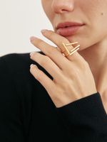 EYECATCHING RING