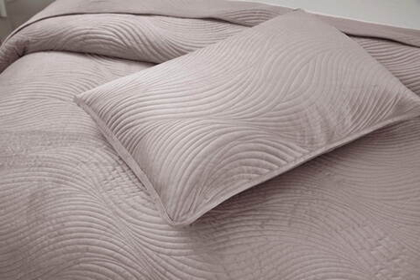 Покрывало 240х260 и 2 наволочки 50x70 Sofi De MarkO Жизель сиреневое