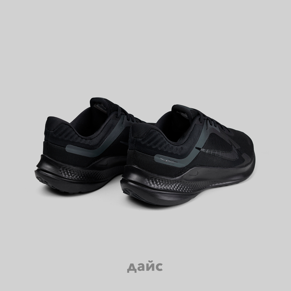 Кроссовки Nike Quest 5