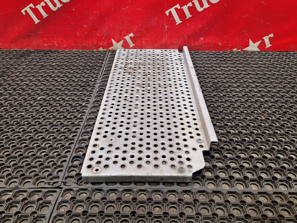 Трап на раму за кабиной