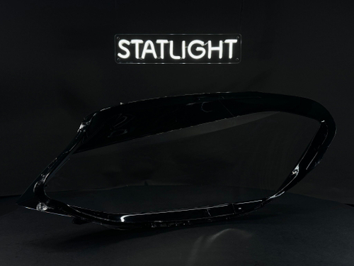 Правое стекло фары Volkswagen Golf 7 2012-2017