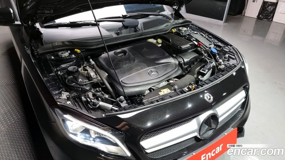 Mercedes-Benz GLA-Class X156 GLA220 (08.2019)