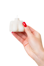 Белая сувенирная свеча «Женский силуэт»