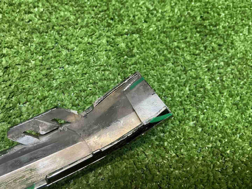 Накладка переднего бампера правая Hongqi HS5 19-нв