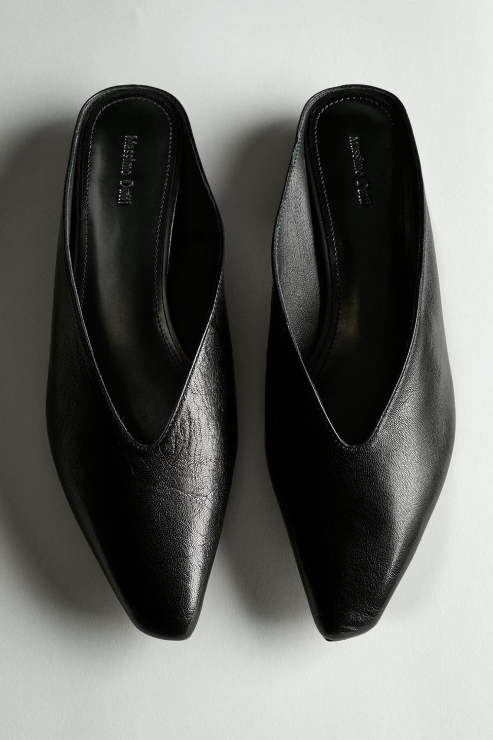 Massimo Dutti Мюли из мягкой кожи, черный