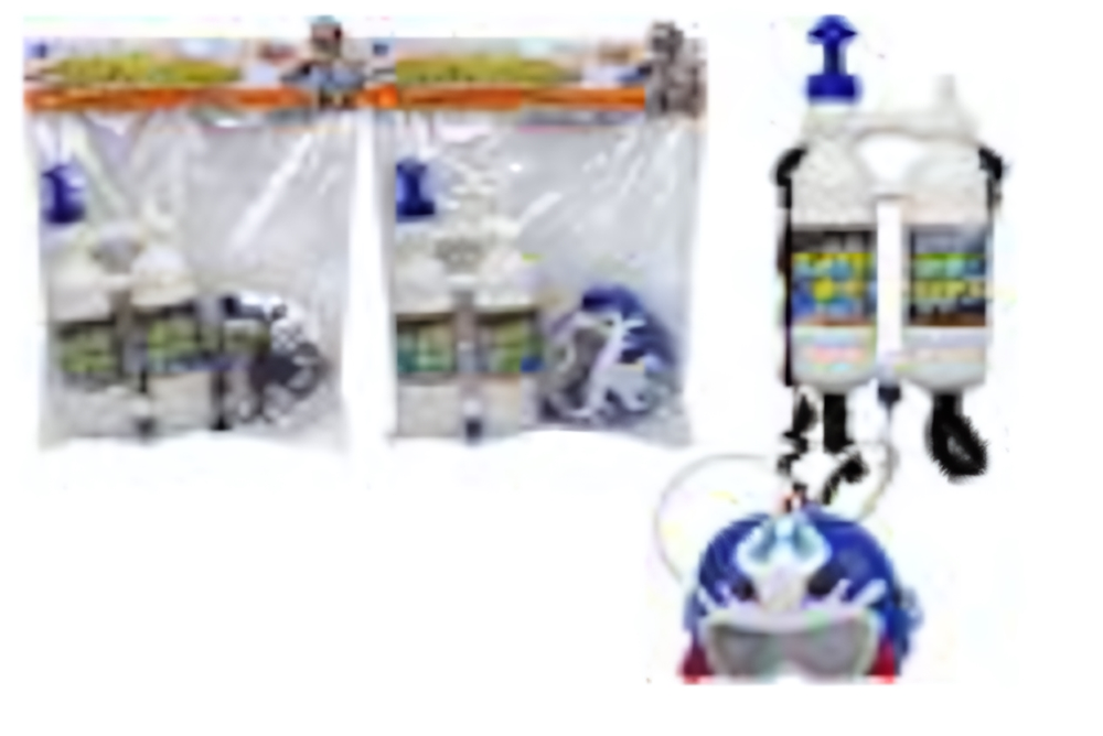 Игровой набор "Оружие" (водный пистолет в шлеме, рюкзак-помпа), в пакете