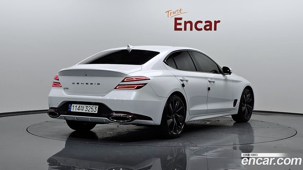 Genesis The New G70 Бензин 2.0T 2WD (02.2022)