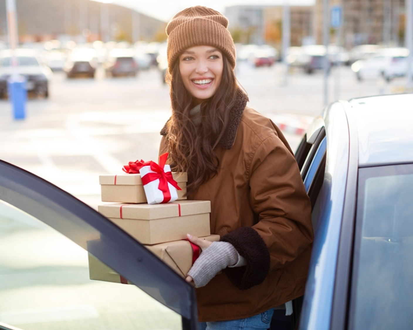 Более 50% россиян предпочитают покупать новогодние подарки в торговых центрах