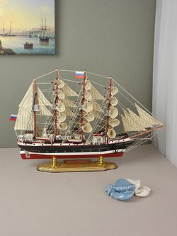 Meteor Lights Модель парусника Седов 52 см