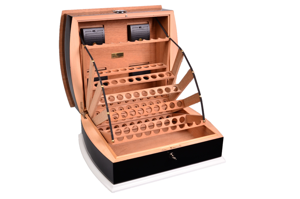 Хьюмидор-шкаф Mastro de Paja на 50 сигар