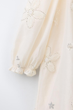 ZARA ПЛАТЬЕ С ЦВЕТОЧНЫМ УЗОРОМ, ЭКРЮ