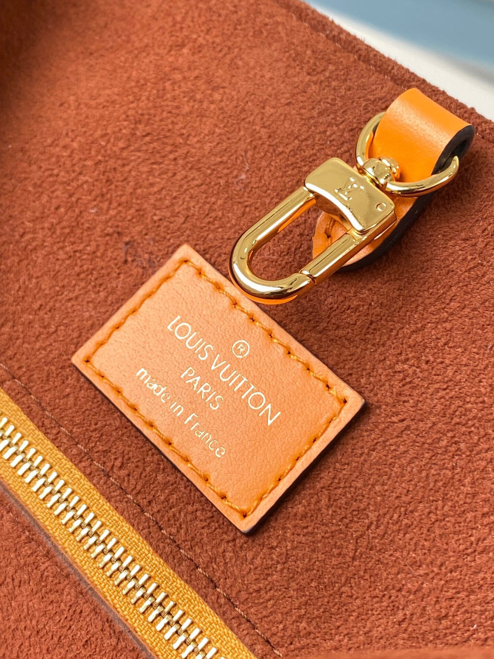 Louis Vuitton Fold Tote MM