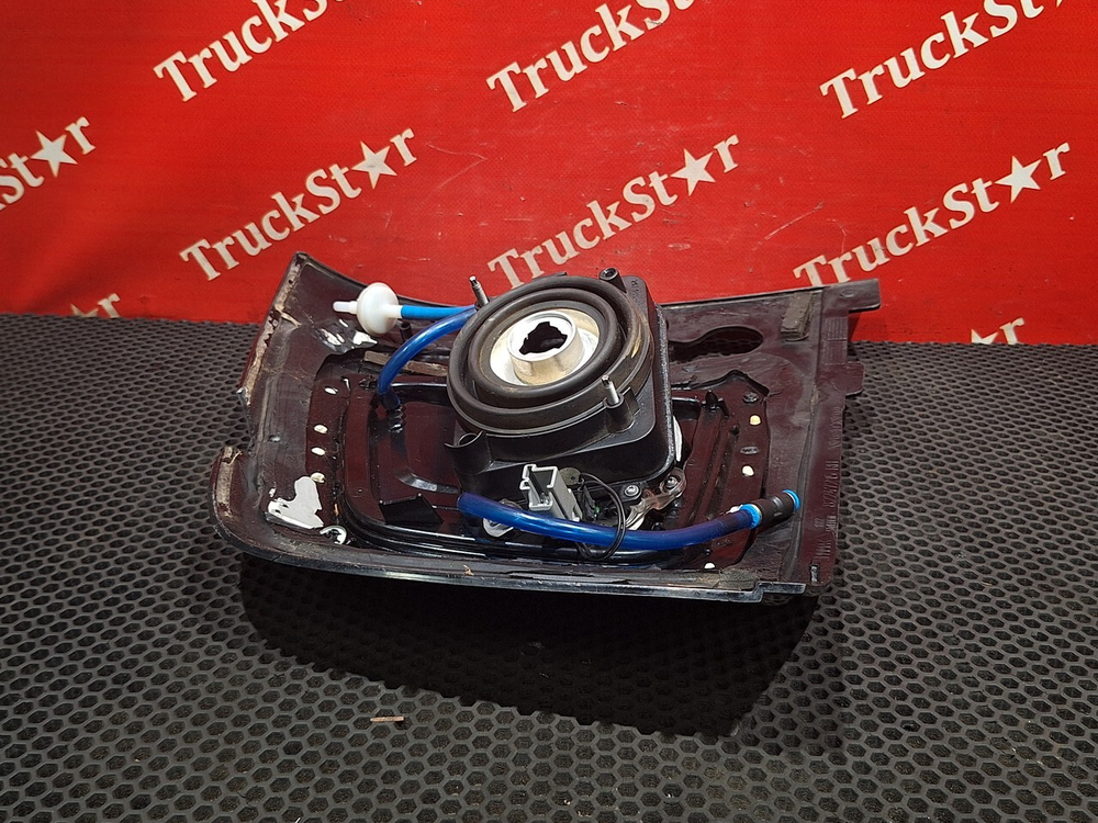 Фара противотуманная верхняя правая 2019г