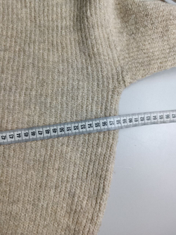 Джемпер OODJI стильный 40 размер