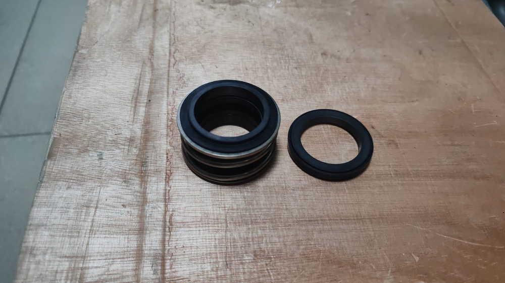 Запасная часть для насосов "LEO" моделей 100WQ100-22-11(4P), 150WQ150-15-11(4P), 200WQ300-9-11(4P), 100WQ100-27-15(4P), 150WQ150-20-15(4P), 200WQ300-12-15(4P) – комплект торцевых уплотнений