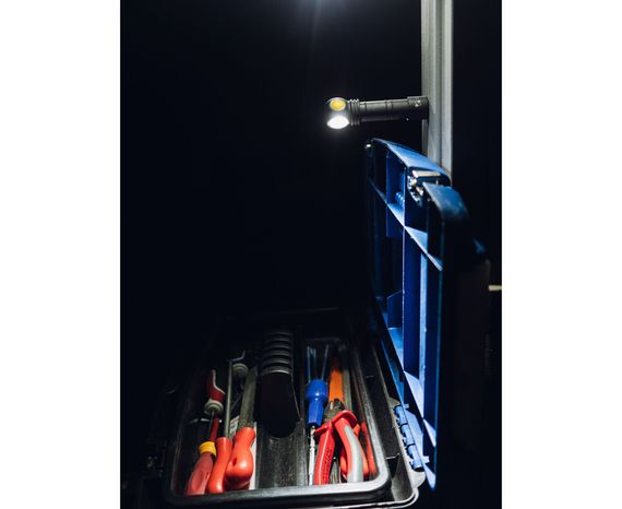 Мультифонарь Armytek Wizard C2 Magnet USB нейтральный свет