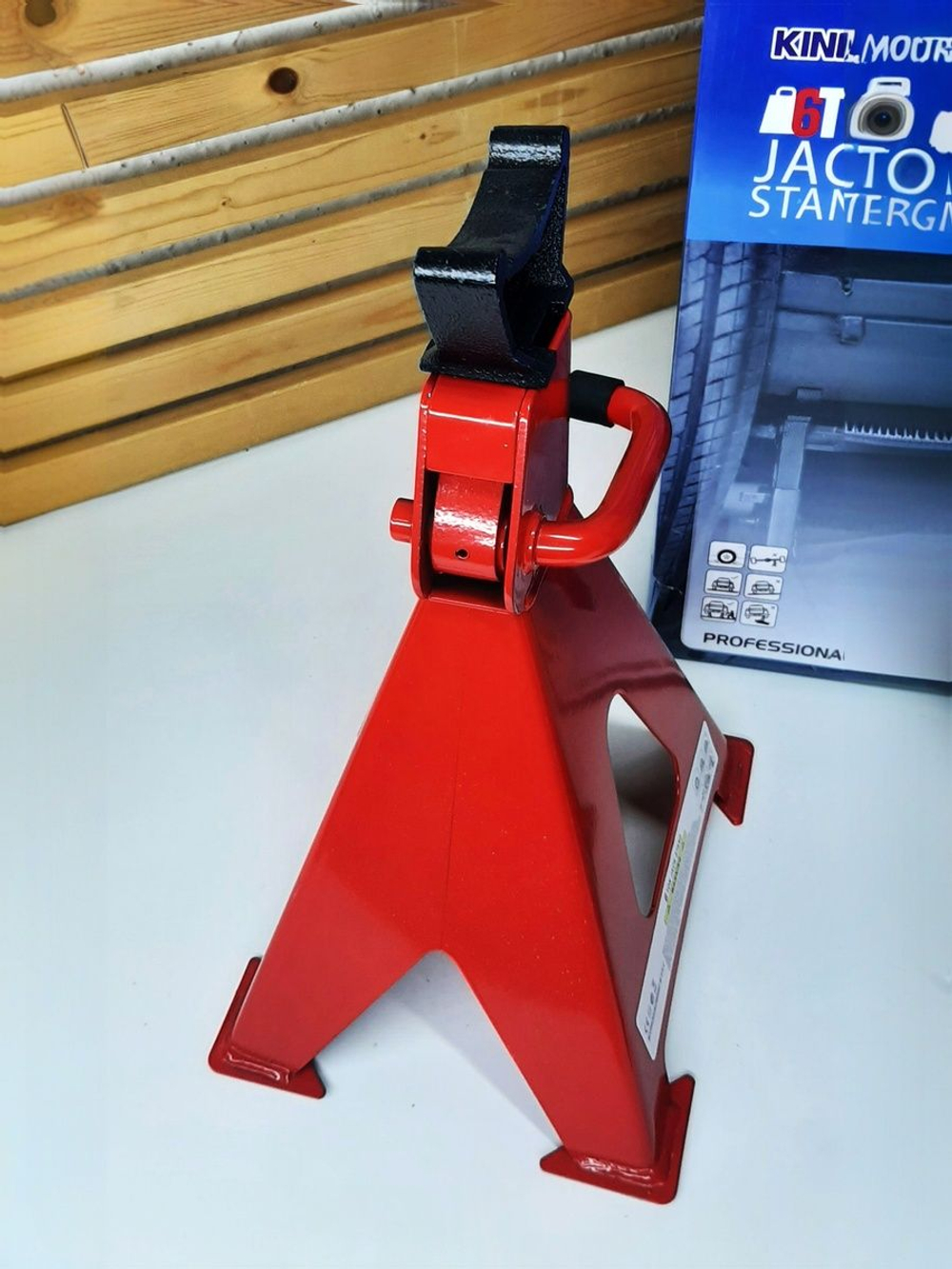 Стойка страховочная 6т с гребенкой ,подставка опорная под автомобиль