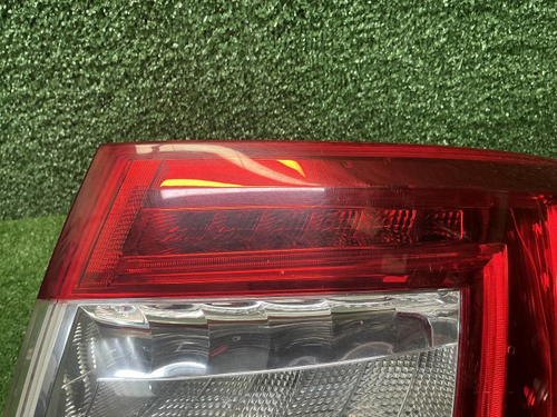 Фонарь правый Skoda Octavia 3 A7 (2013-2017) LED
