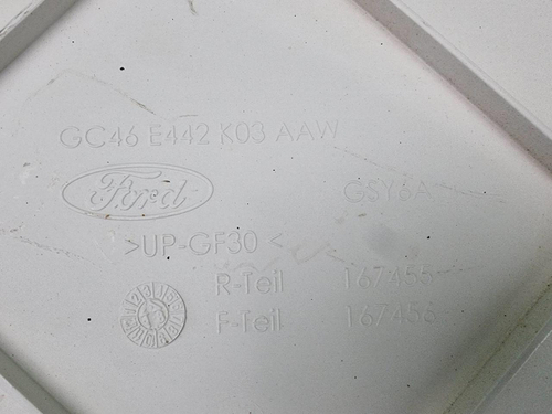 Спойлер кабины правый Ford Cargo (2011-н.в.)