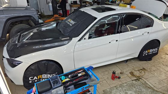 Carbins Color PPF Carbon Black CF701 карбон цветная полиуретановая защитная антигравийная пленка