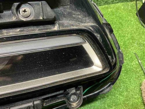 Битая Фара правая Genesis GV80 (2020-2023) LED