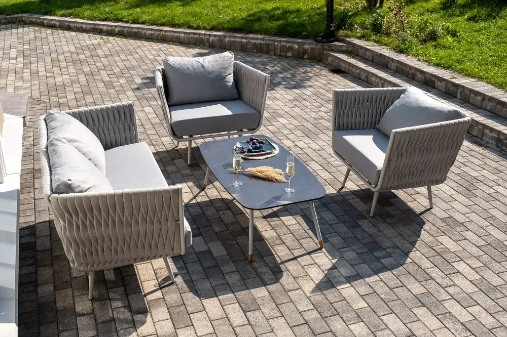 "Монако" лаунж-зона 4-местная из роупа со столом "Верона" (серый гранит), каркас светло-серый, роуп светло-серый