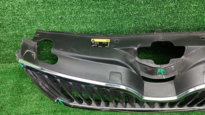 Решетка радиатора Skoda Rapid 1 (2012-2020)