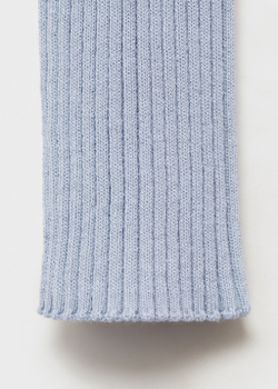 Кардиган в рубчик с V-образной горловиной