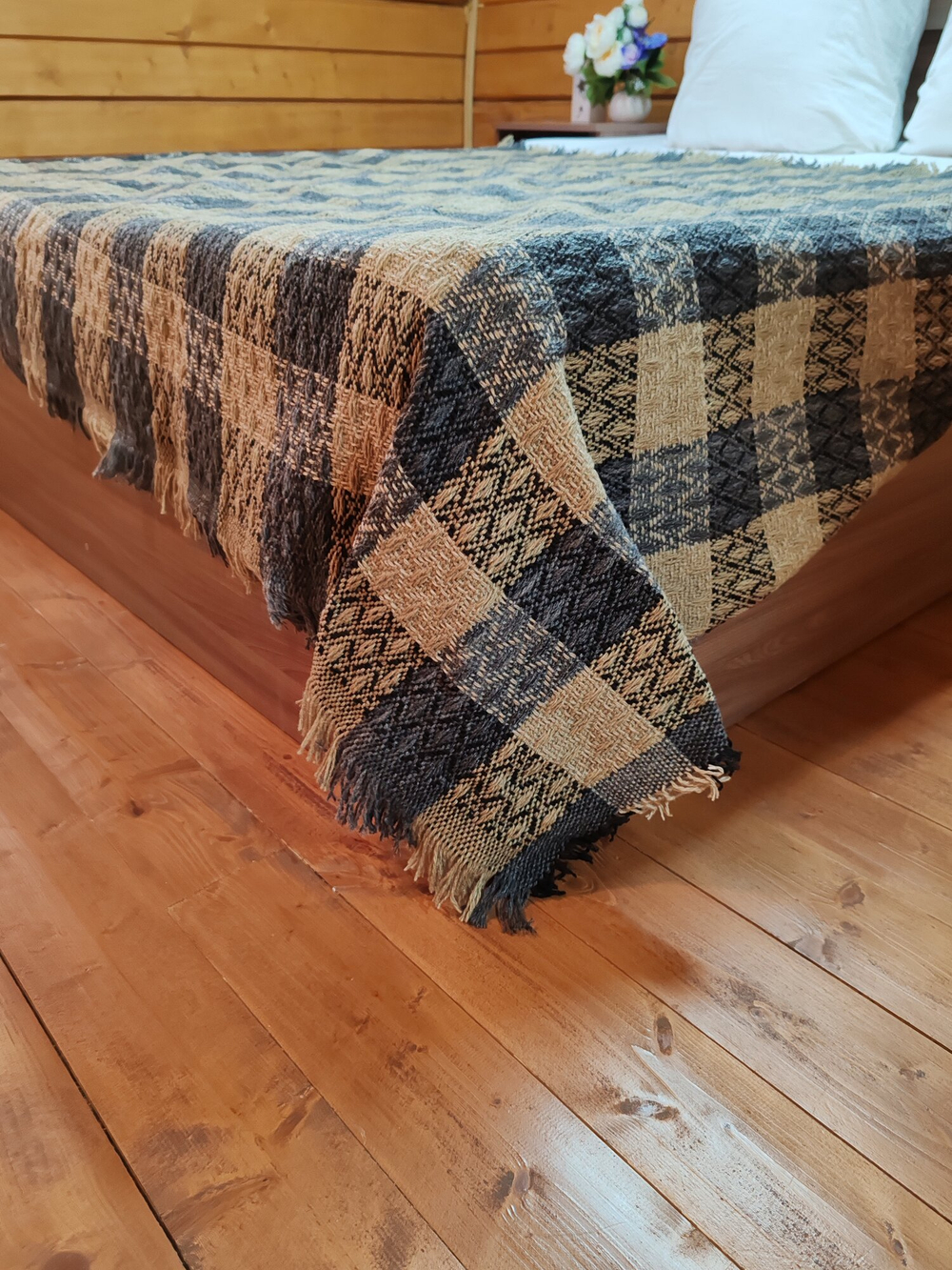 Плед для кровати и дивана в клетку 150 х 210 см, коричневый