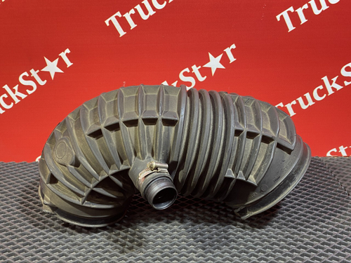 Патрубок воздушного фильтра