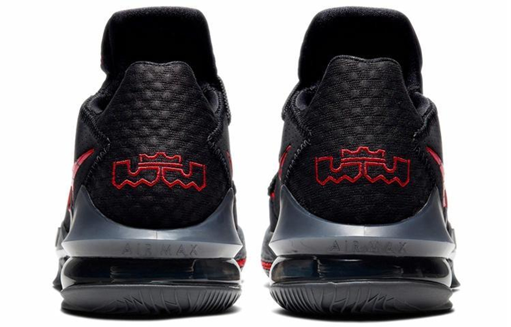 Кроссовки Nike Lebron 17