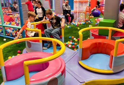 Карусель механическая тройные чашки "Галактика" (240х240х70 см)