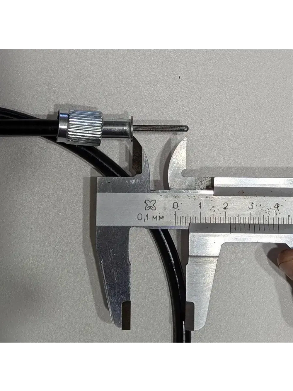 Трос спидометра (1 гайка)