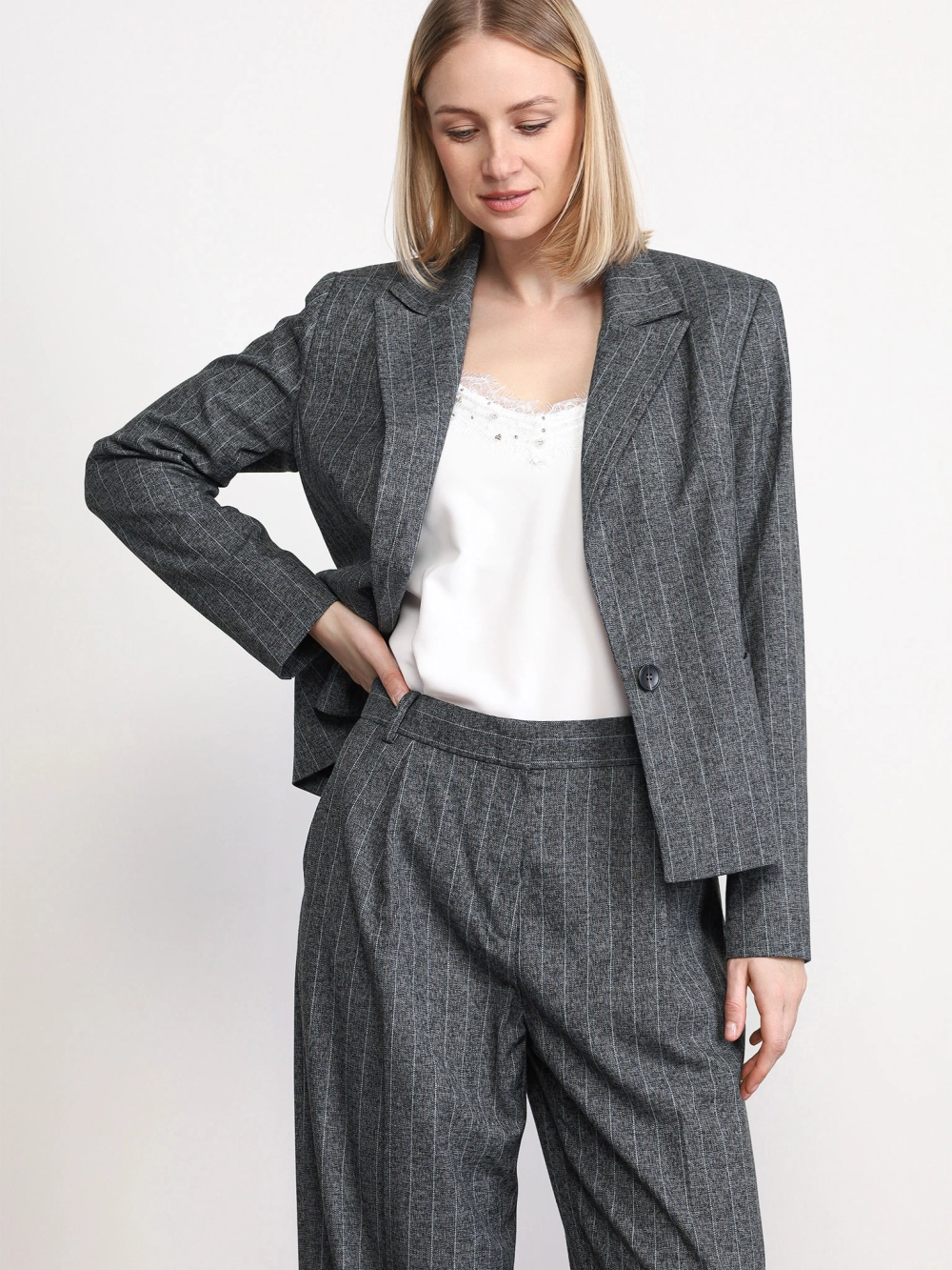 Блейзер из полиэстера