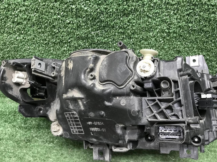 Фара левая BMW 3er F30 (2015-2020) LED