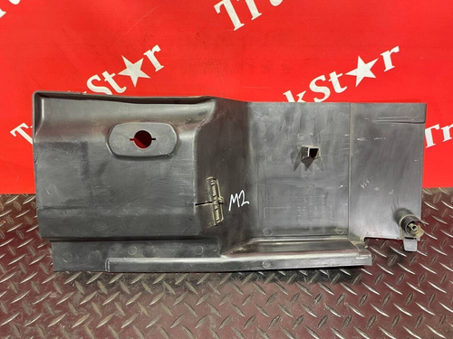 Накладка под ремень левая