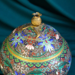 Вазочка-чайница с лотосами и гранатом