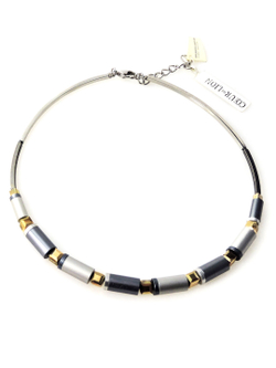 4663 Coeur de Lion колье серый металлик с кристаллами Сваровски золотистого цвета.