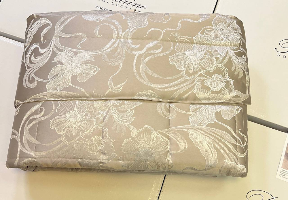 Покрывало 270х270 Blumarine Lapis Tortora кофейно-бежевое