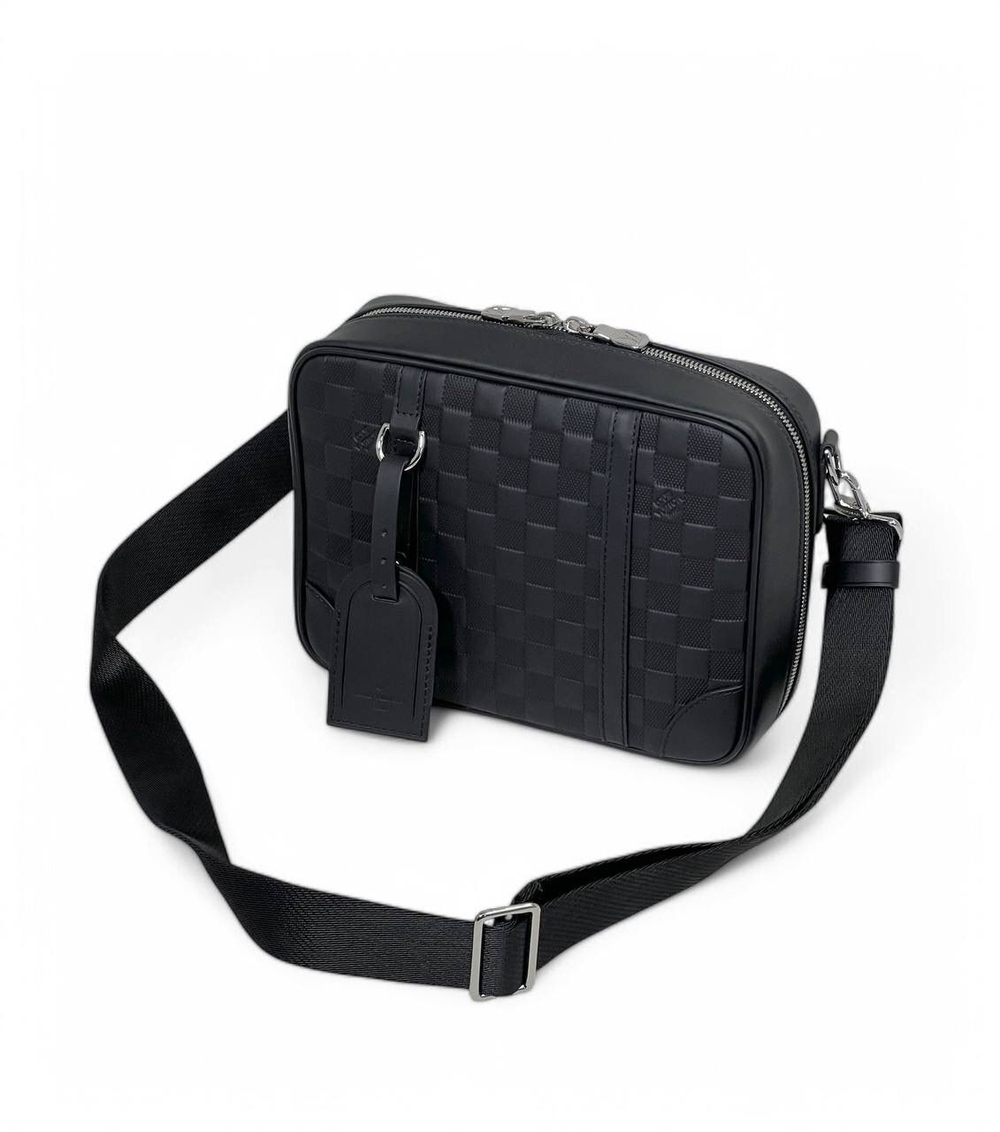 Сумка-мессенджер Louis Vuitton