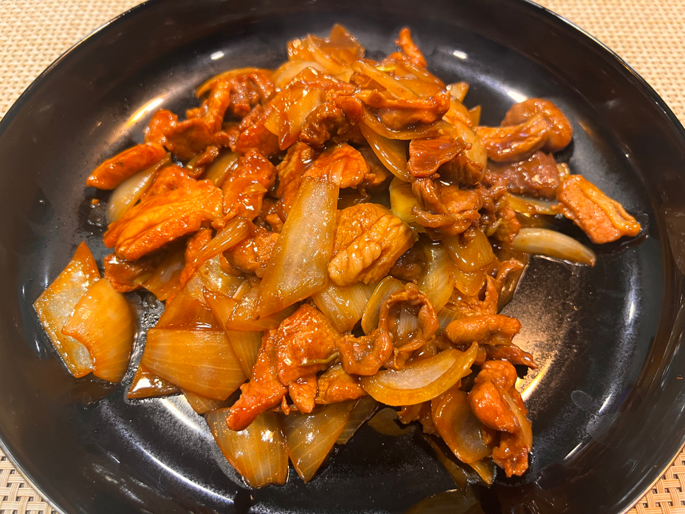 Говядина с луком