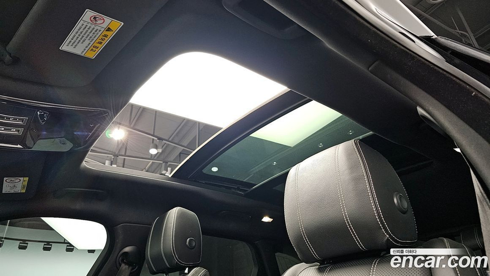 Land Rover Range Rover Bella 2.0 D240 R-Dynamic SE (12.2019)