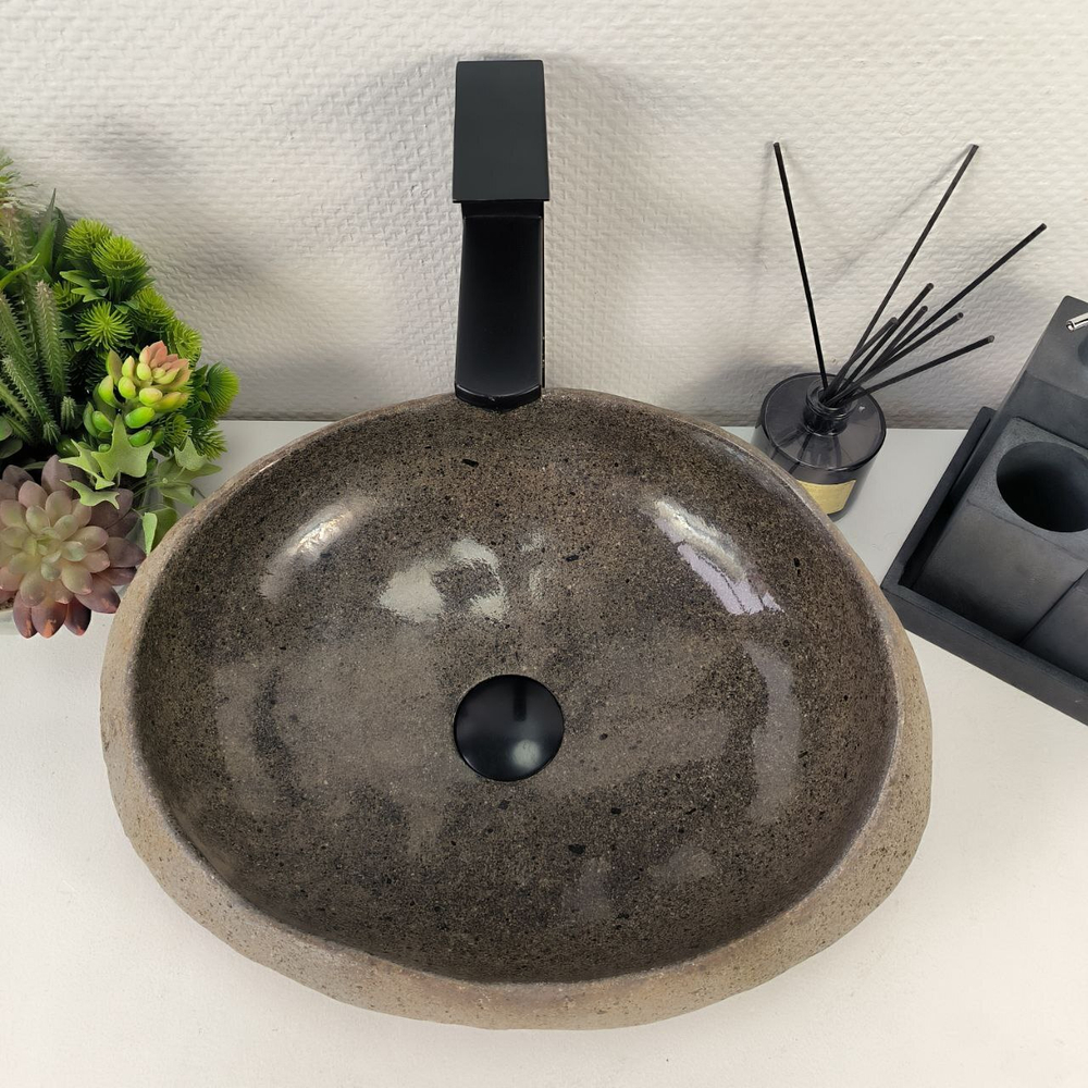 Раковина из речного камня RS-64905 44*35*14 0861