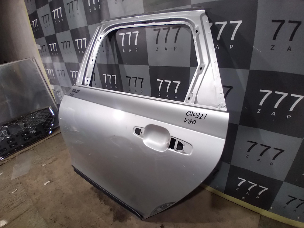 Дверь задняя левая Volvo V90 Cross Country 32228326
