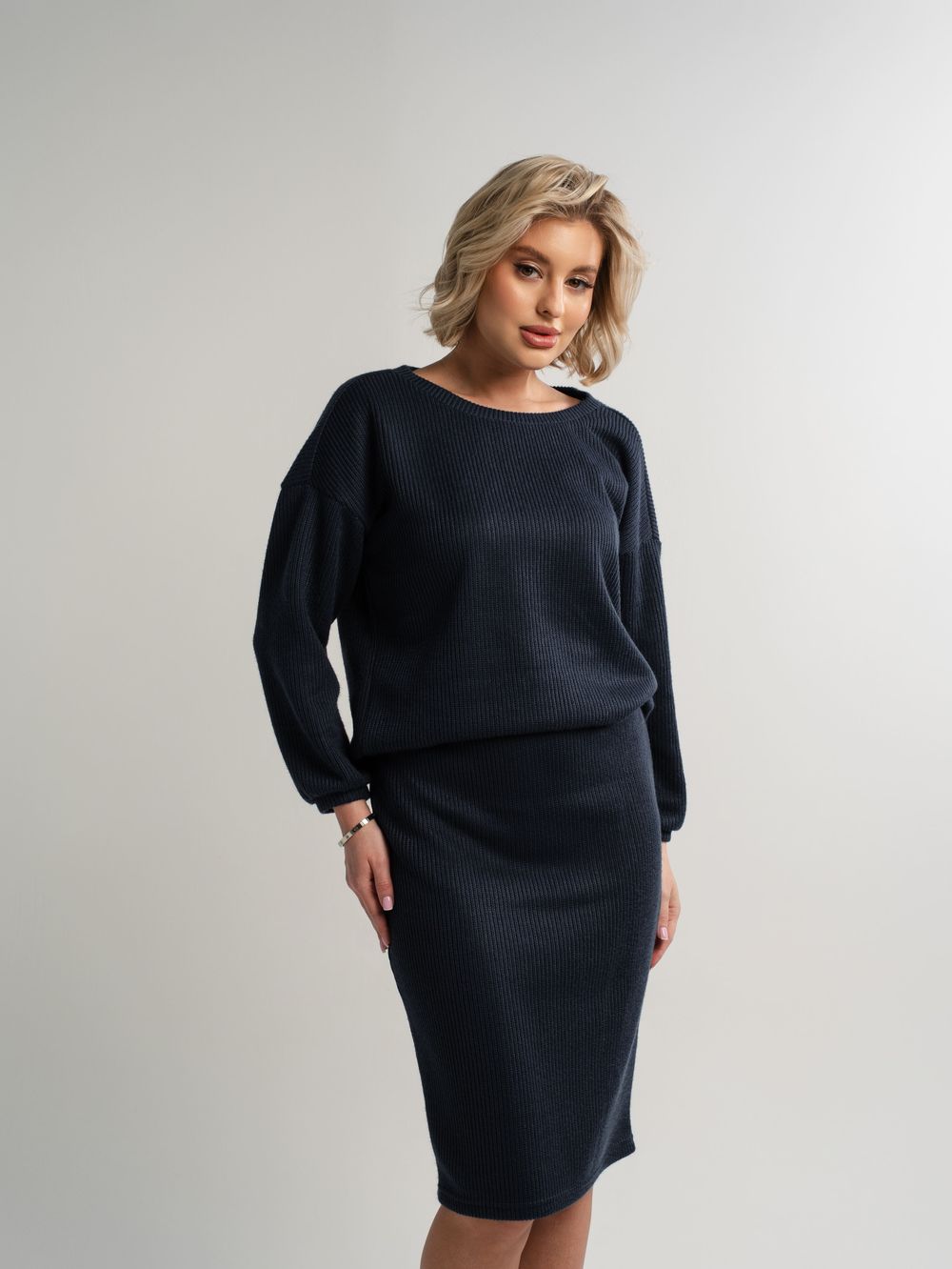 Костюм с юбкой Совершенство форм (синий) К15118-10М LT Collection